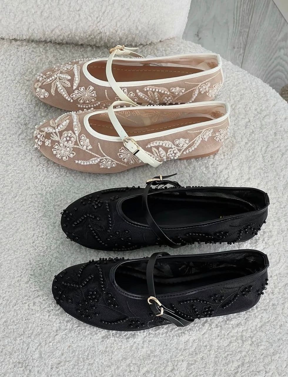 BRAND FLAT SHOES