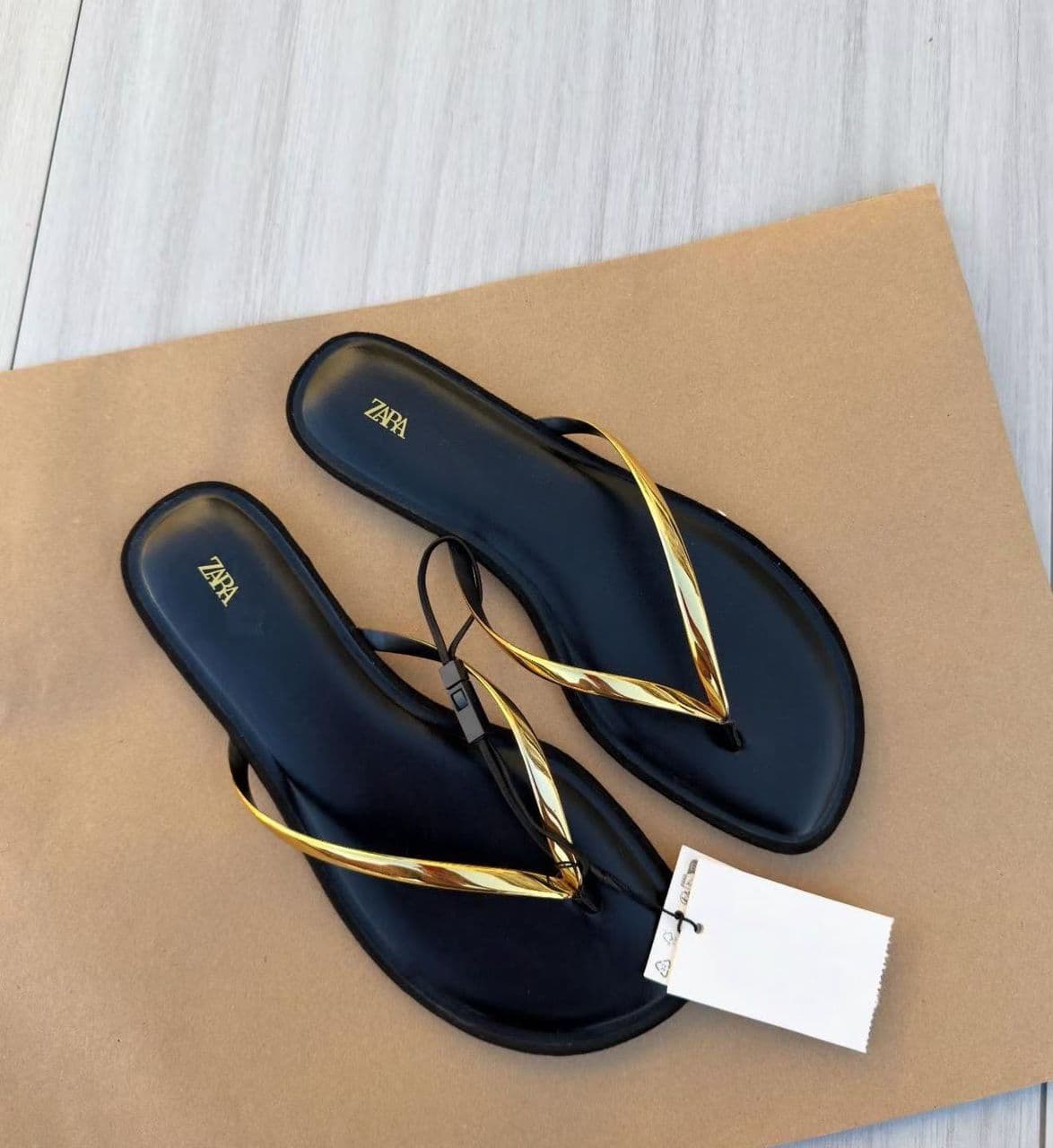 ZARA SLIPPERS